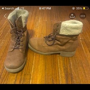 Women’s boots
